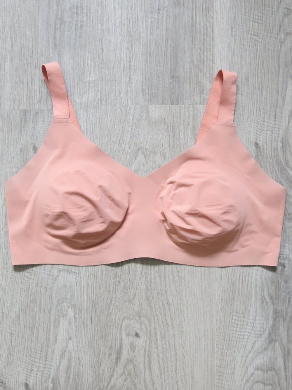 KNIX Wireless Seamless V Neck Bra - Size 8
